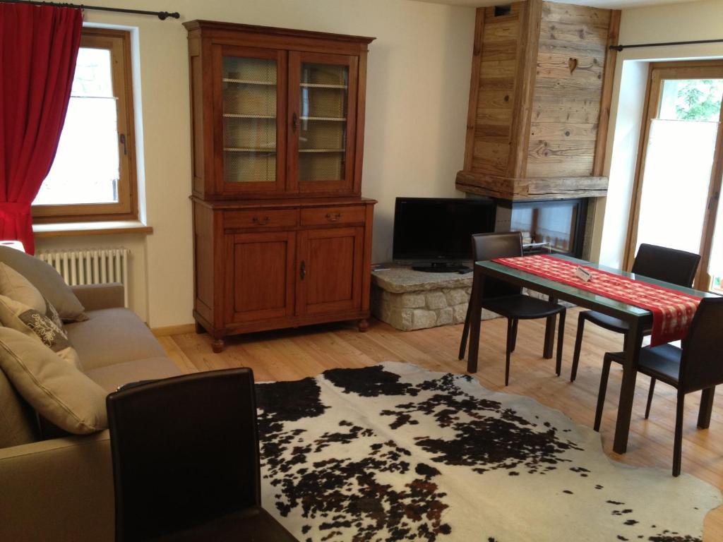 Residence Planpincieux Courmayeur Zimmer foto